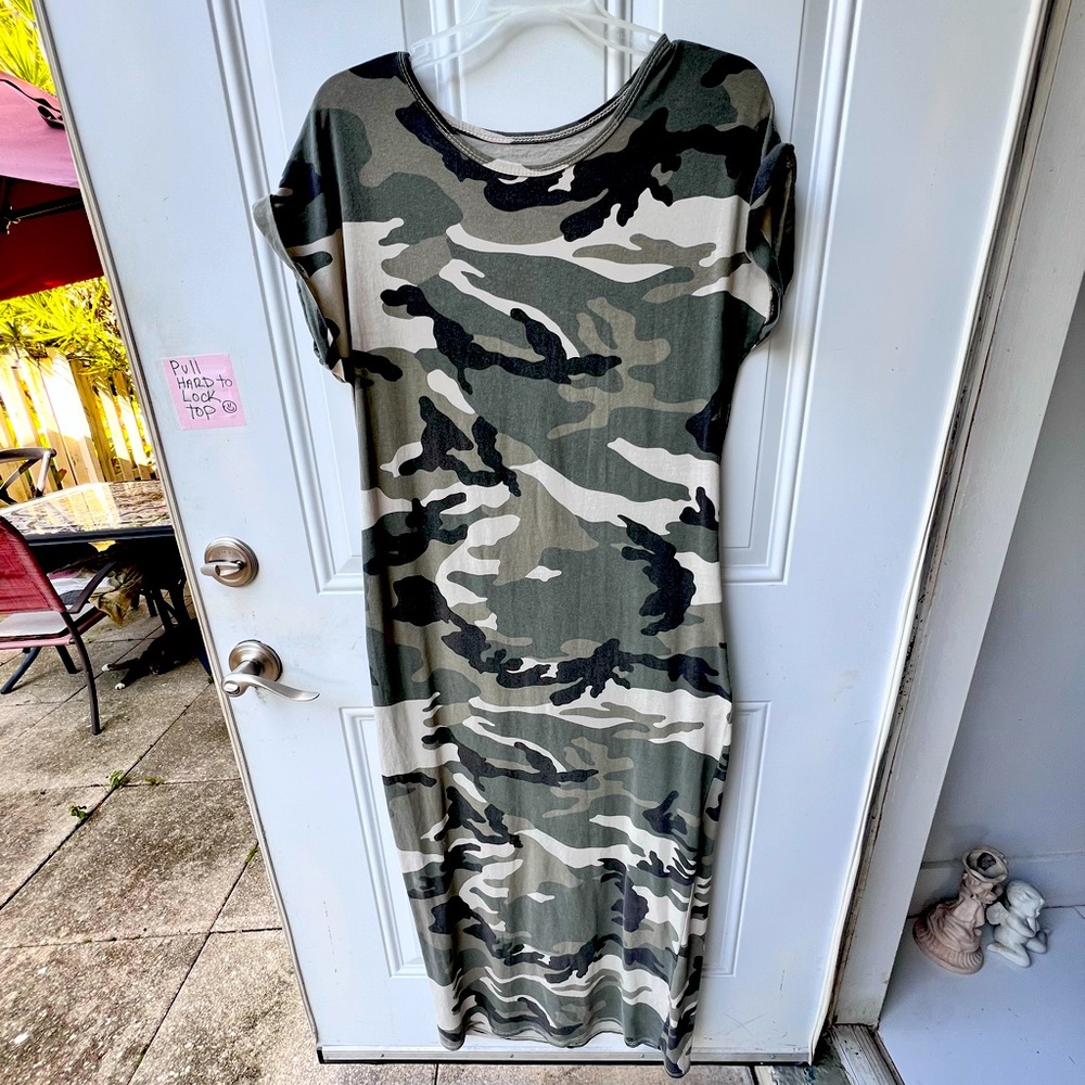 Lady dress